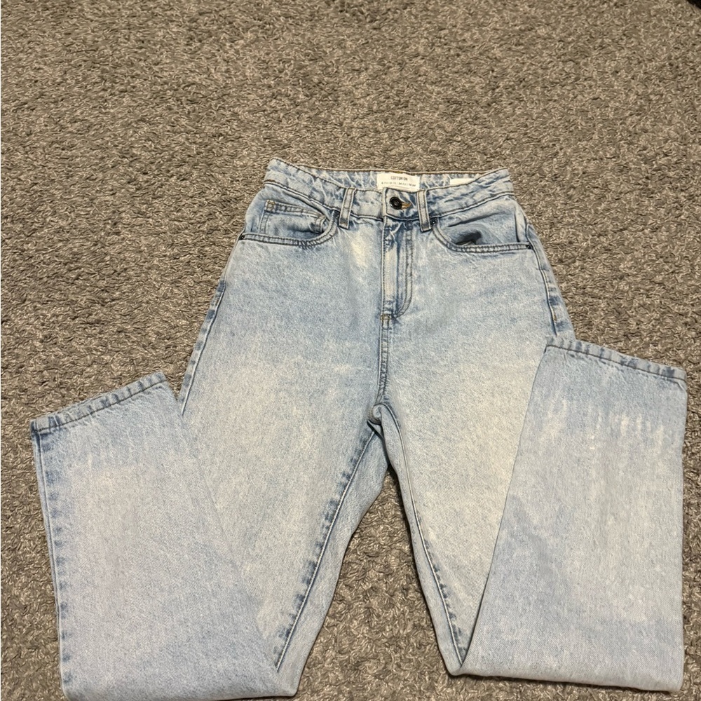 Cotton On Mom Jean Women's High Rise Light Blue Jeans Size 2